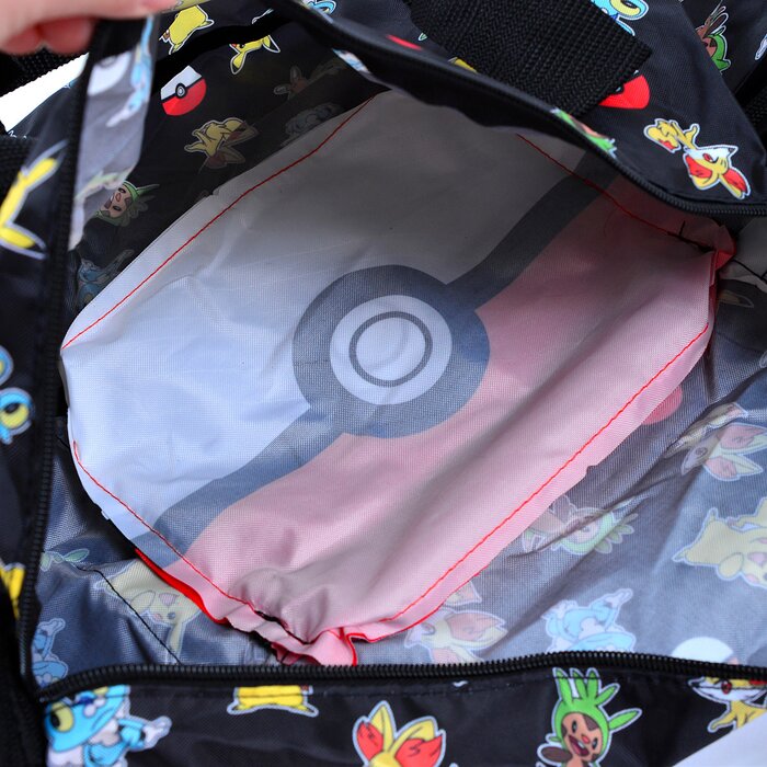 Pokémon Packable Duffle Bag Bioworld Tokyo Otaku Mode (TOM)