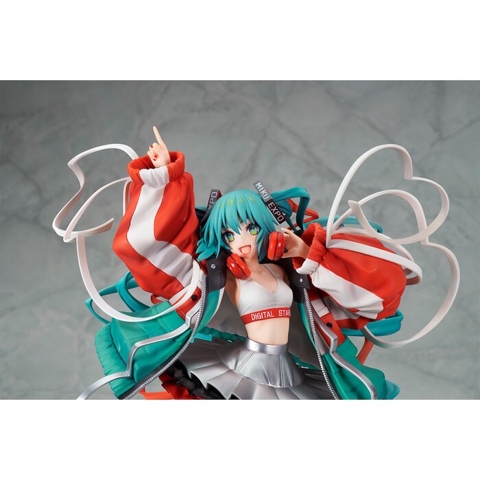 hatsune miku symphony 2020 figure