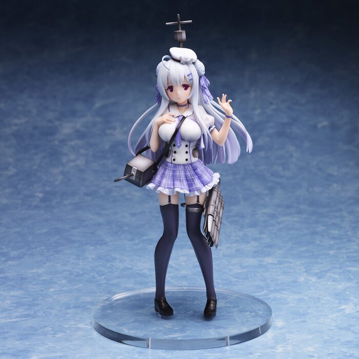 azur lane cygnet figure