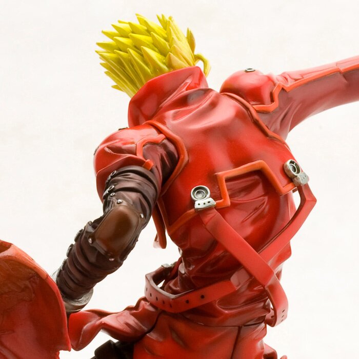 vash the stampede statue