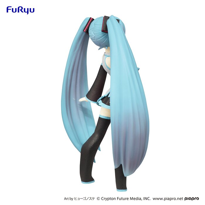 cartoony miku figure