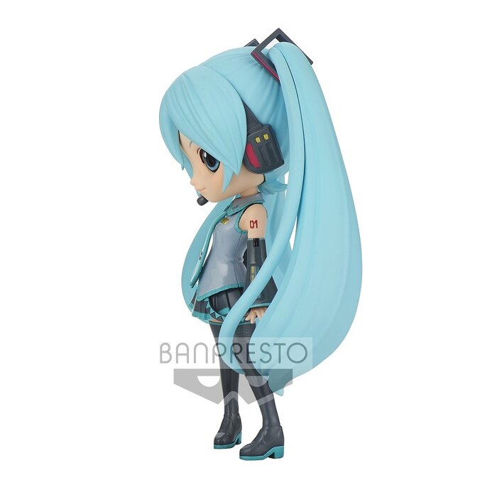 hatsune miku q posket