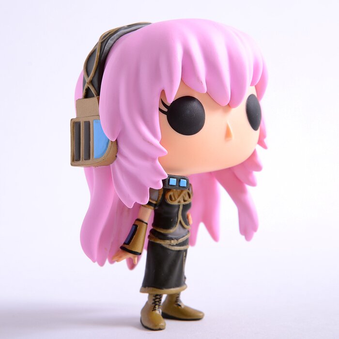 megurine luka pop figure