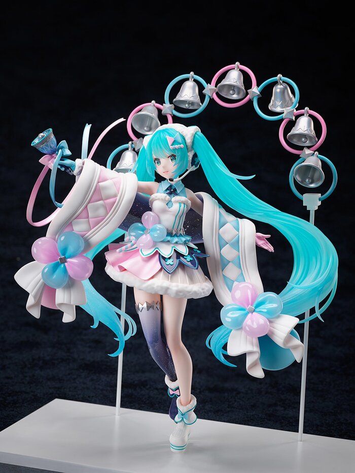 Hatsune Miku: Magical Mirai 2020 -Winter Festival- Ver. 1/7 Scale ...