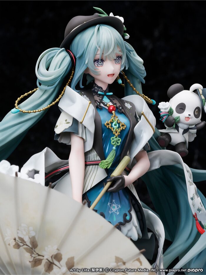 hatsune miku 2021 figure