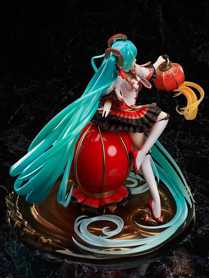hatsune miku figure 2021