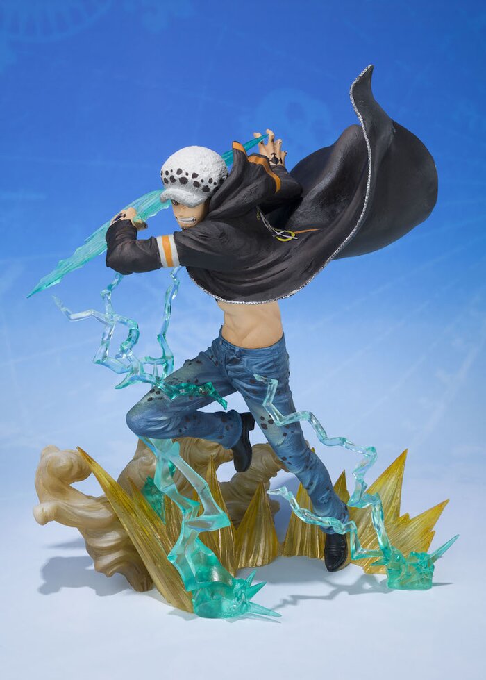 trafalgar law gamma knife figure