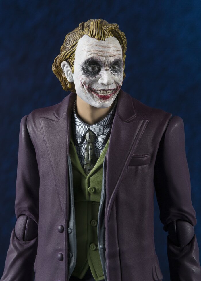 S.H.Figuarts The Dark Knight Joker: DC Comics - Tokyo Otaku Mode (TOM)