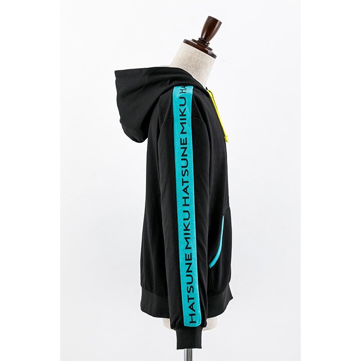 Vocaloid Hatsune Miku Zip-Up Hoodie (Ladies' Free) - Tokyo