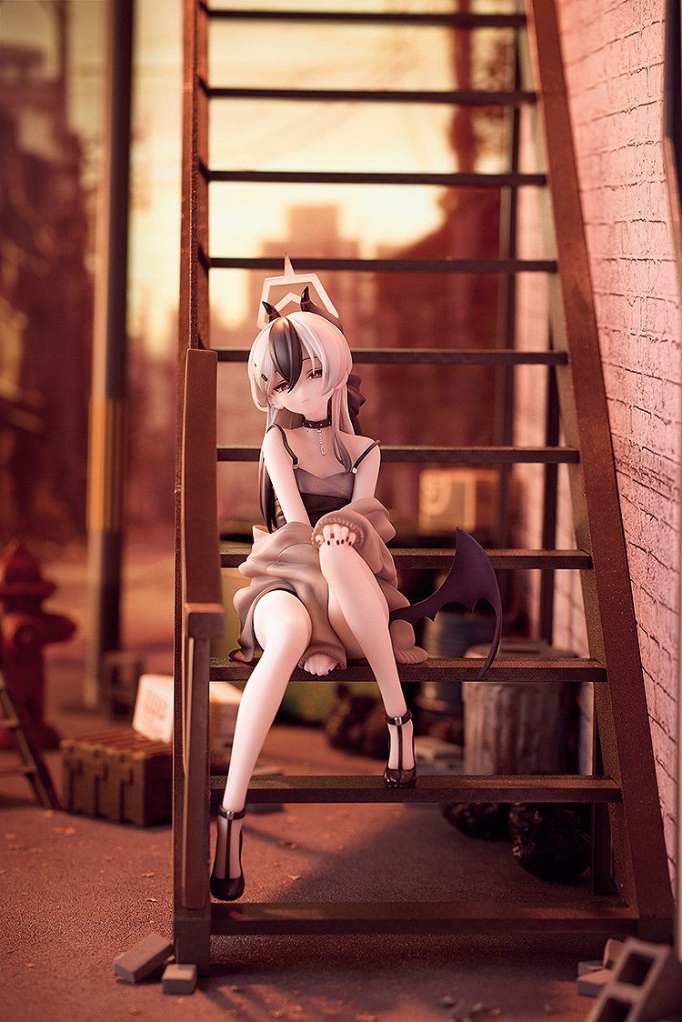 Blue Archive Kayoko (Dress): Memorial Lobby Ver. 1/7 Scale Figure: Solarain 15% OFF