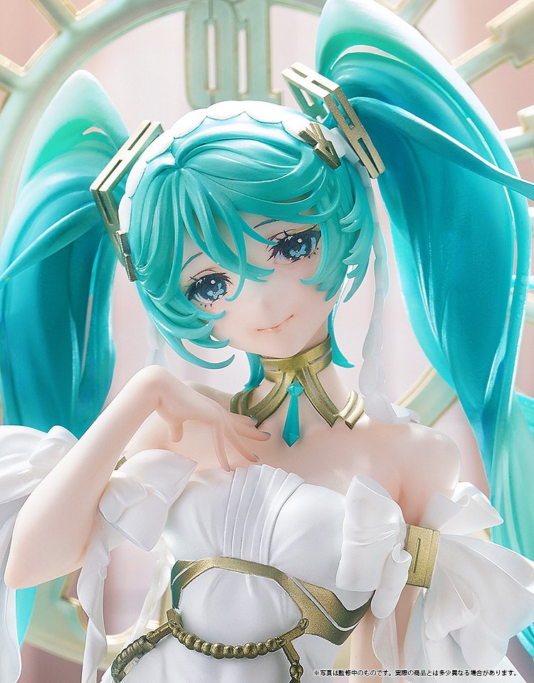 Hatsune Miku feat. Yoneyama Mai 1/7 Scale Figure - Tokyo Otaku