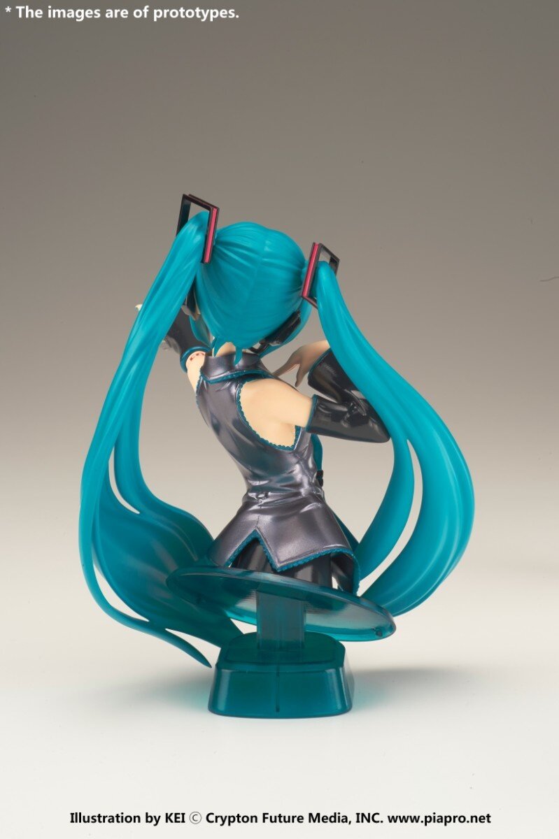 hatsune miku bust