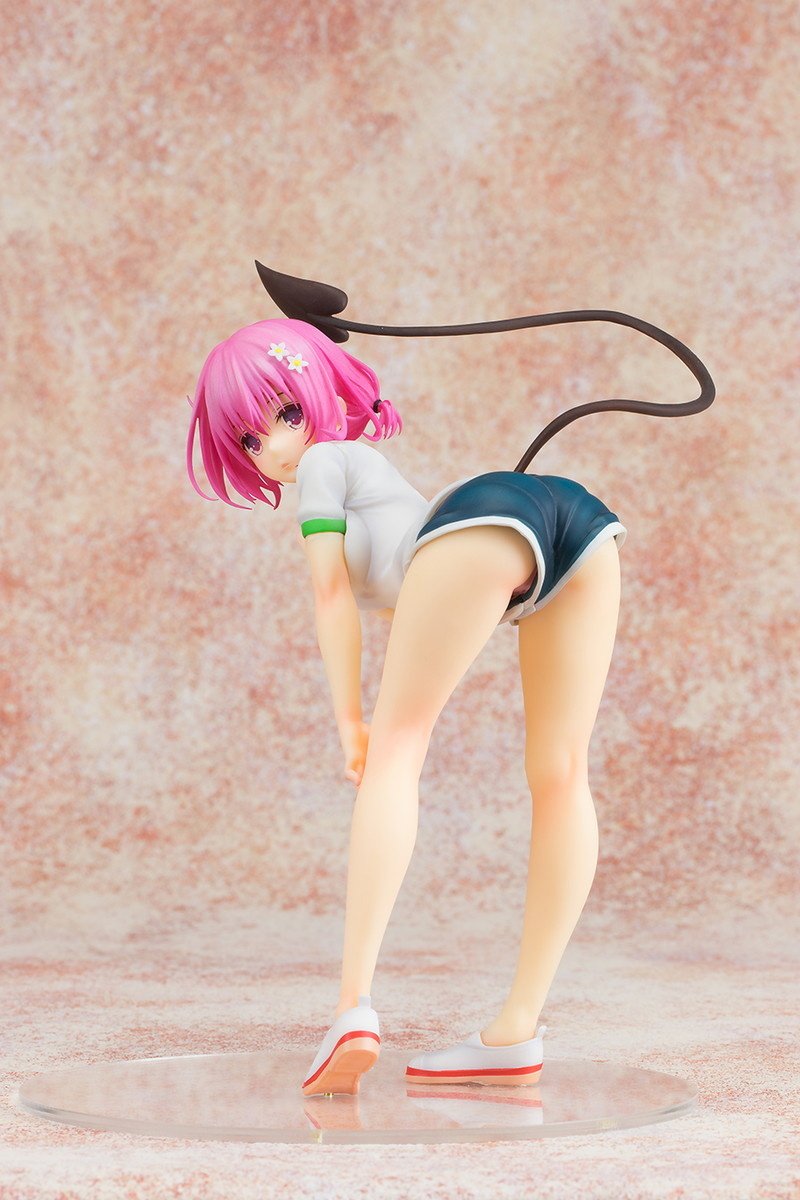 To Love-Ru Momo Belia Deviluke Track Uniform Ver. Figure: PULCHRA