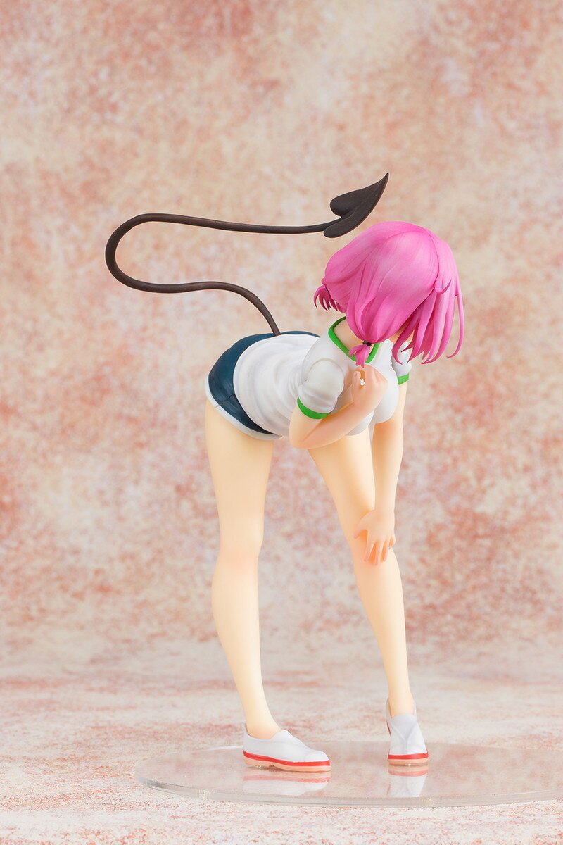 To Love Ru Momo Figure - Colaboratory