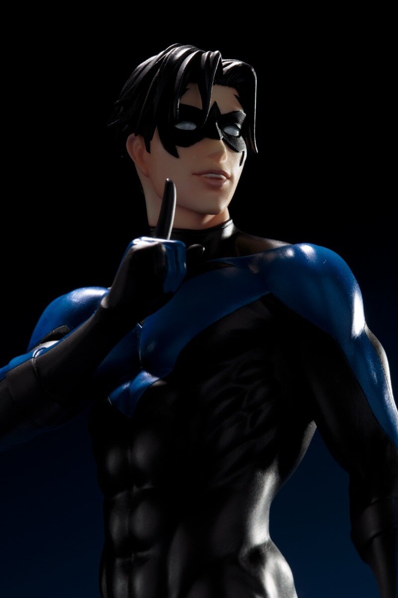 Nightwing Ikemen Statue (1st Edition w/ Bonus Part)