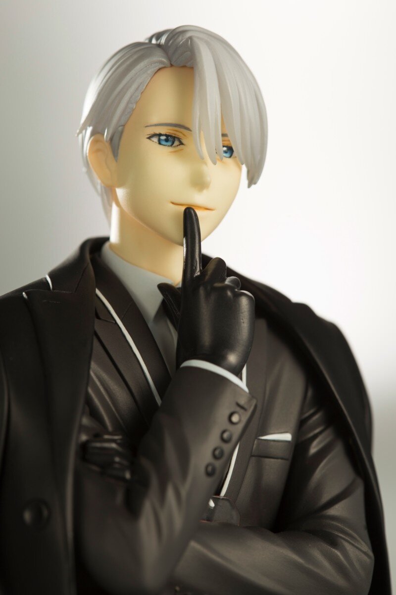 ArtFX J Yuri!!! on Ice Victor Nikiforov