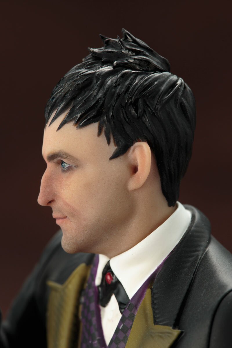 ArtFX+ Gotham Oswald Chesterfield Cobblepot: KOTOBUKIYA