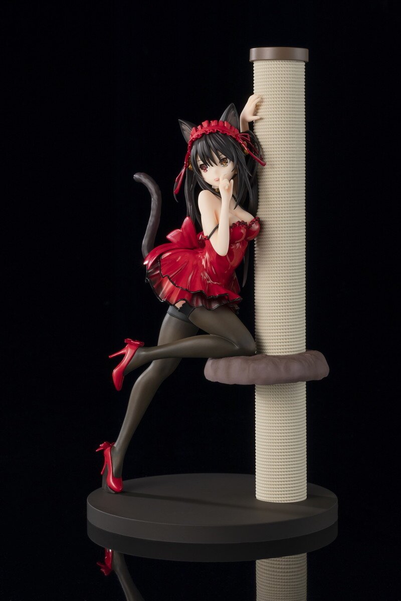 kurumi cat figure