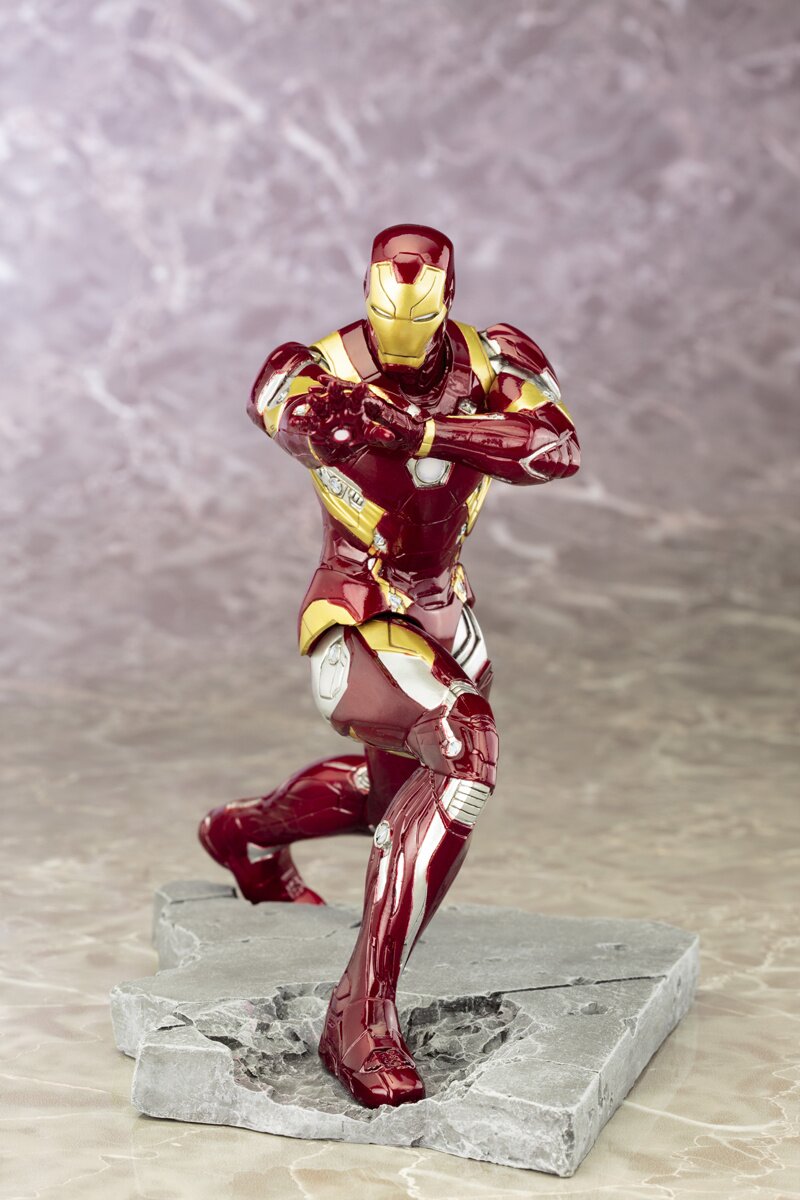 Iron Man (Civil War), Art Toys