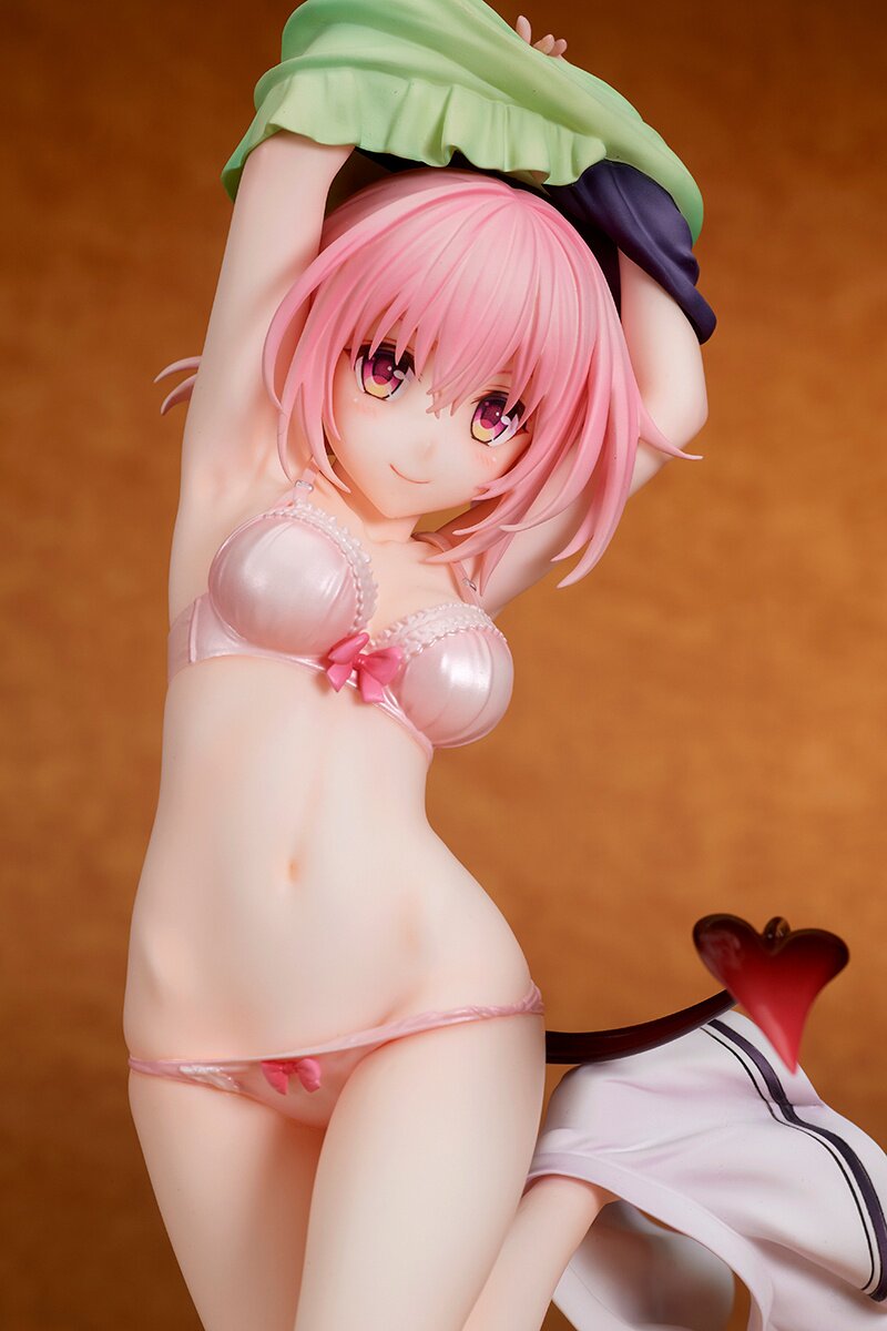 To Love Ru Momo Figure - Colaboratory