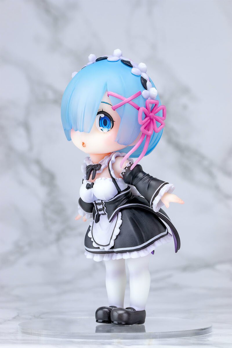 nude rem figure