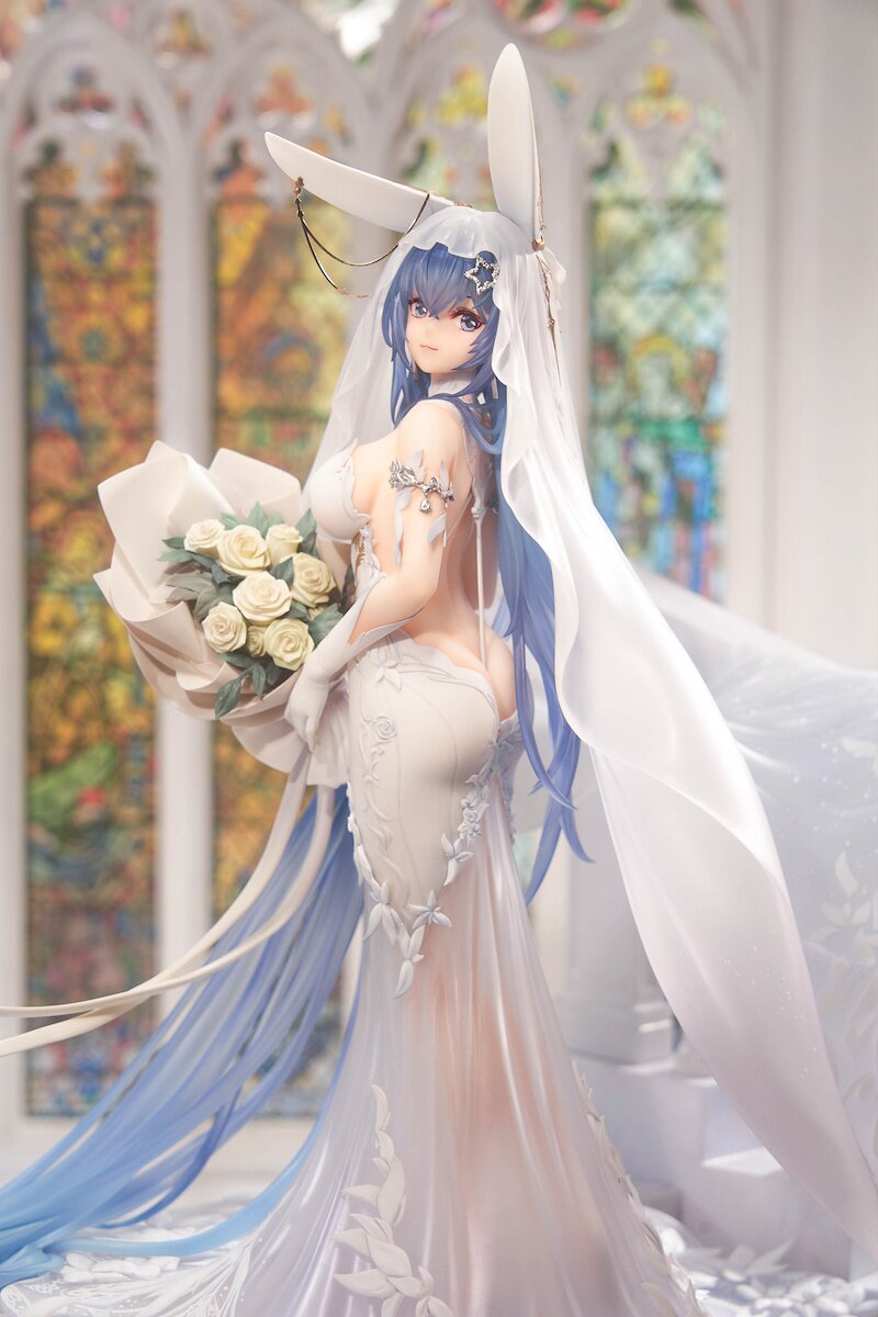 Azur Lane New Jersey: Snow-White Ceremony Ver. 1/7 Scale
