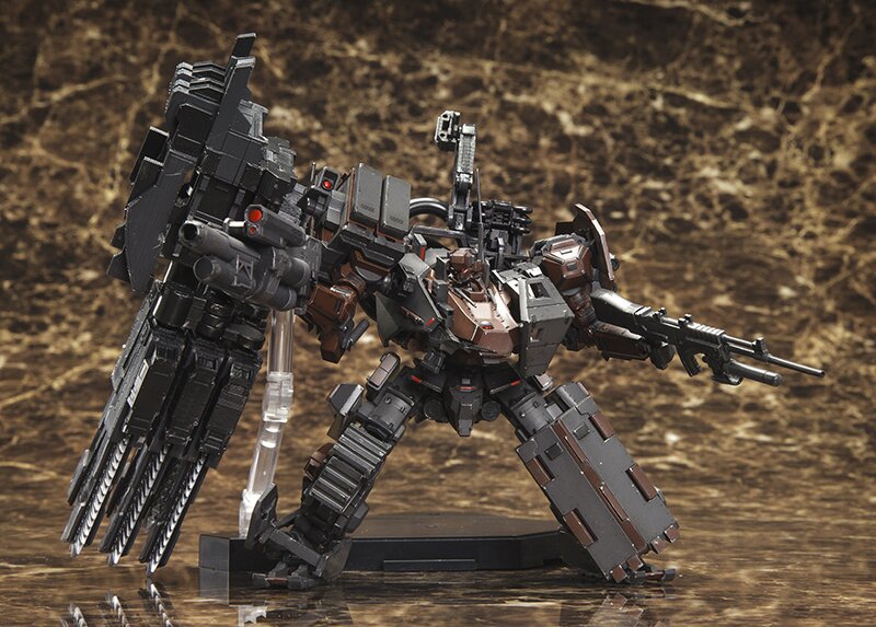 Armored Core V UCR-10/A Vengeance Plastic Model Kit by Kotobukiya