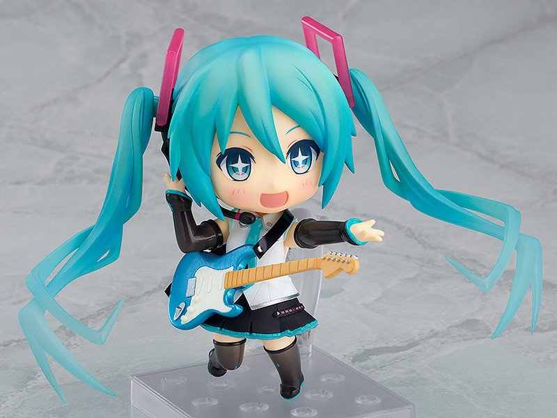Nendoroid Hatsune Miku V4X re-run pose dengan gitar