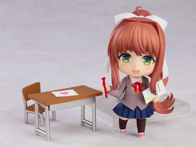 monika nendoroid