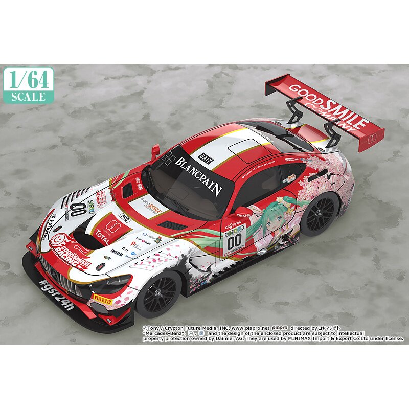 Amazon.com: Good Smile 2012 Version Racing Miku Action