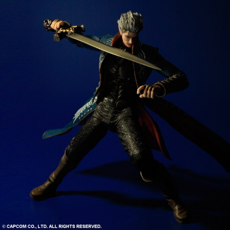 Devil May Cry 4 Dante Play Arts Kai Action Figure