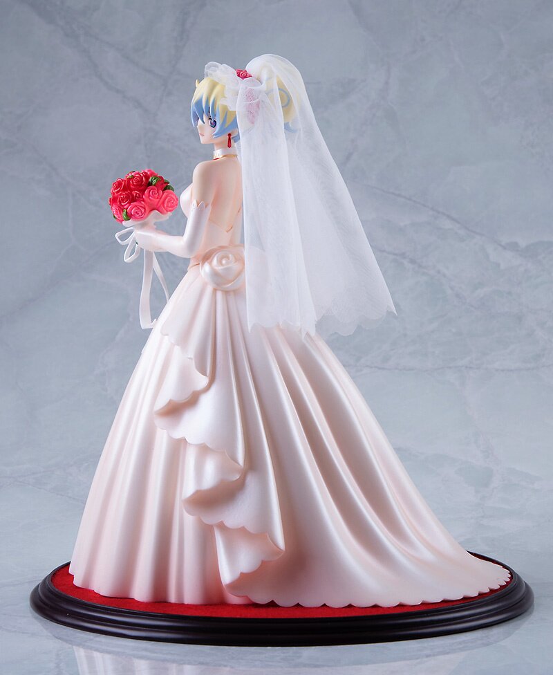 nia teppelin wedding dress