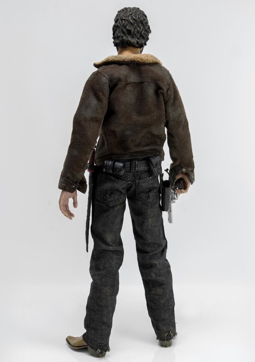 Rick Grimes 1/6 Scale Collectible Figure | The Walking Dead