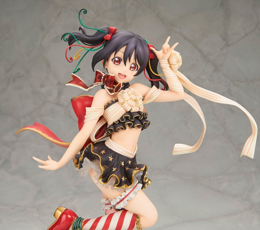 Amazon.com: Sega Love Live!: Nico Yazawa Premium Figure