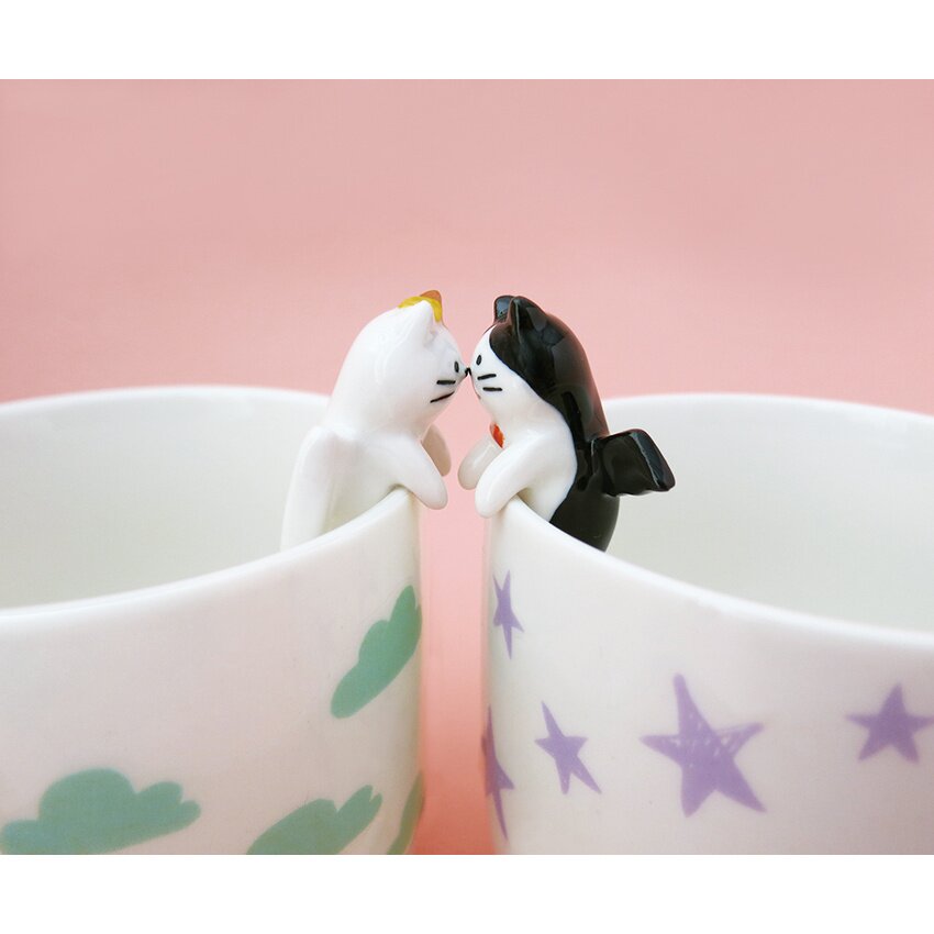 Cute Ceramic Kissing Mugs Set Unique Porcelain Couple Tea Coffee