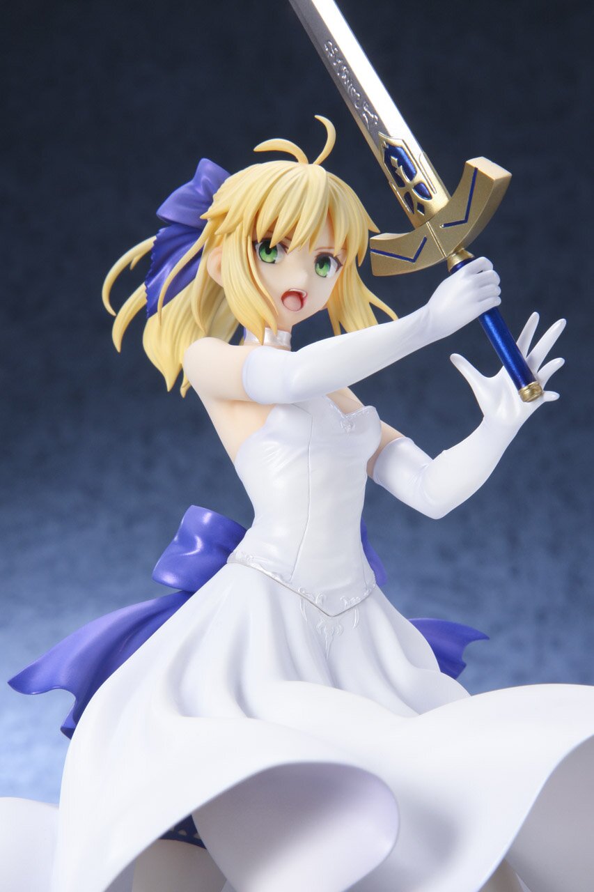 saber dress ver