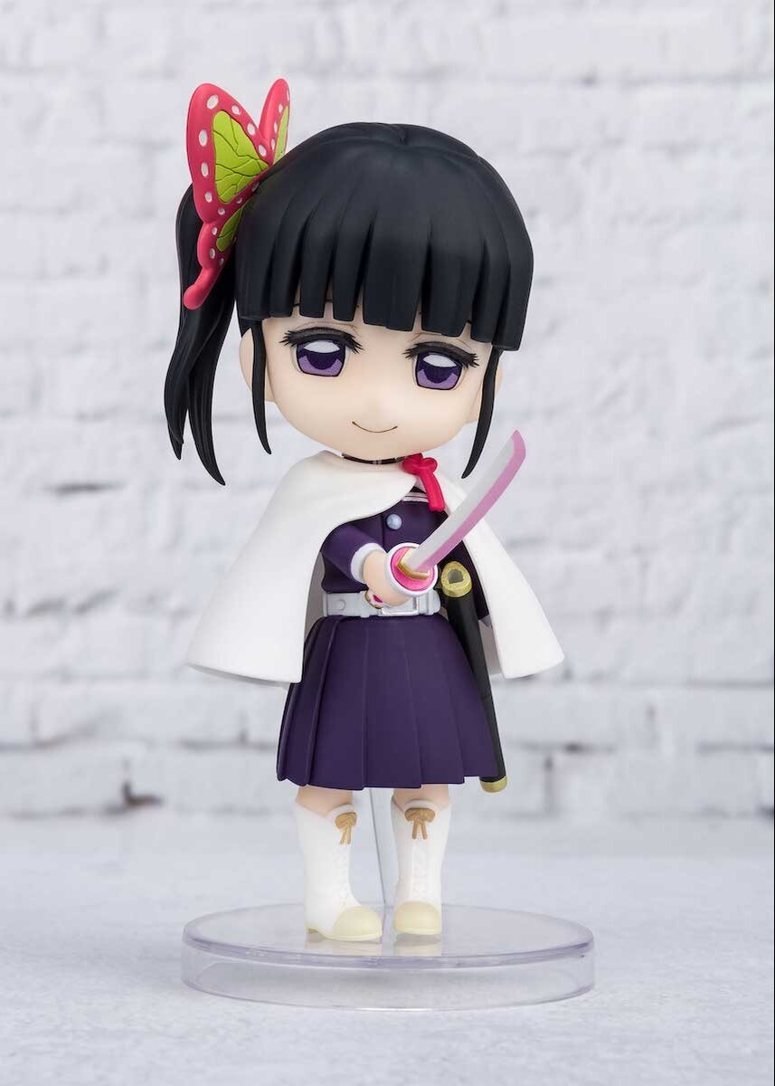 kanao sitting figure