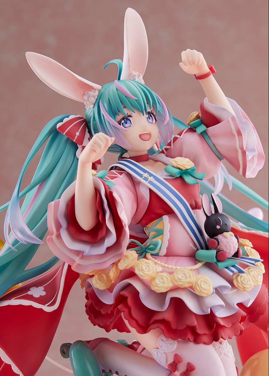 Hatsune Miku Birthday 2021: Pretty Rabbit Ver. 1/7 Scale Figure