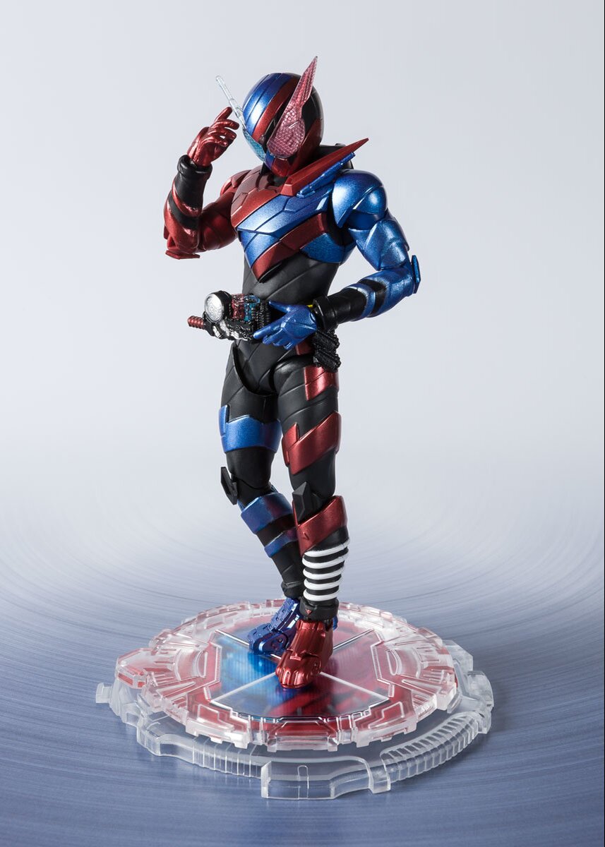 Amazon.com: TAMASHII NATIONS - Kamen Rider Build - Kamen
