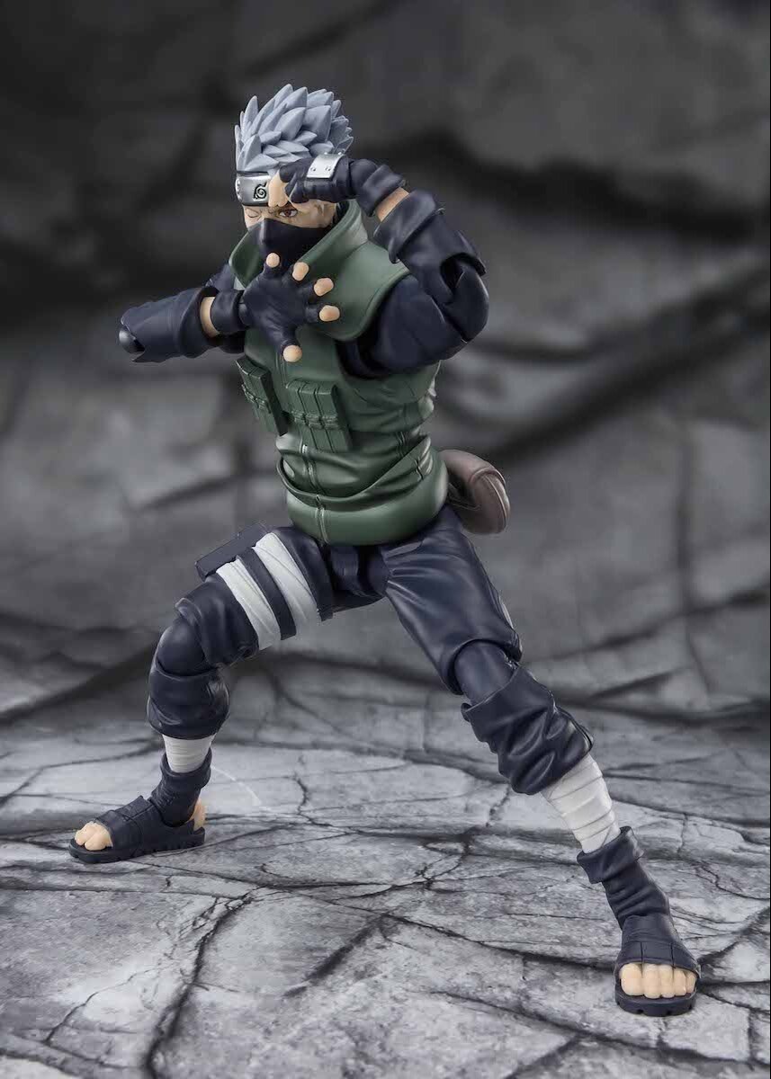 S.H Figuarts Naruto and Kakashi. These figures are honestly really awesome  : r/Naruto