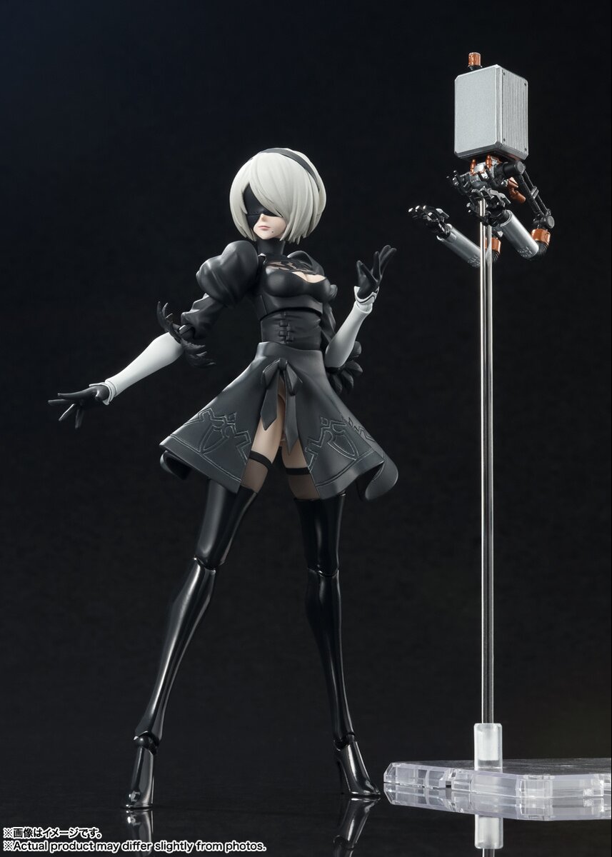 Amazon.com: TAMASHII NATIONS - NieR:Automata Ver1.1a - 2B
