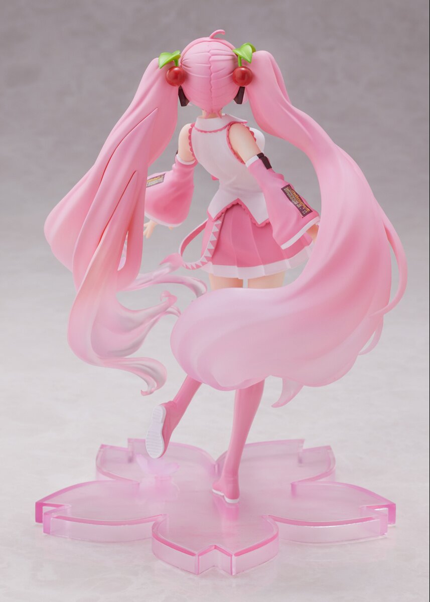 miku cherry blossom figure