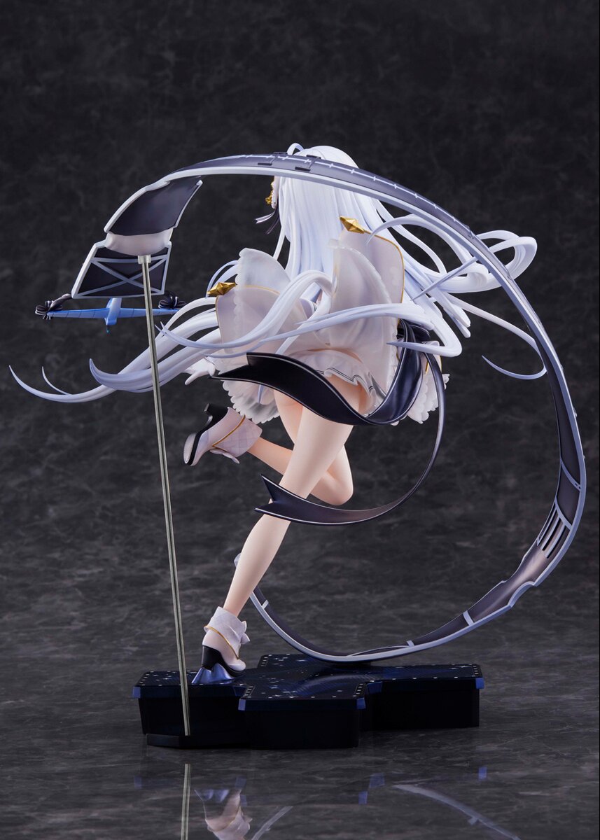 Azur Lane Illustrious µ 1 6 Scale Figure: Goldenhead - Tokyo Otaku Mode 