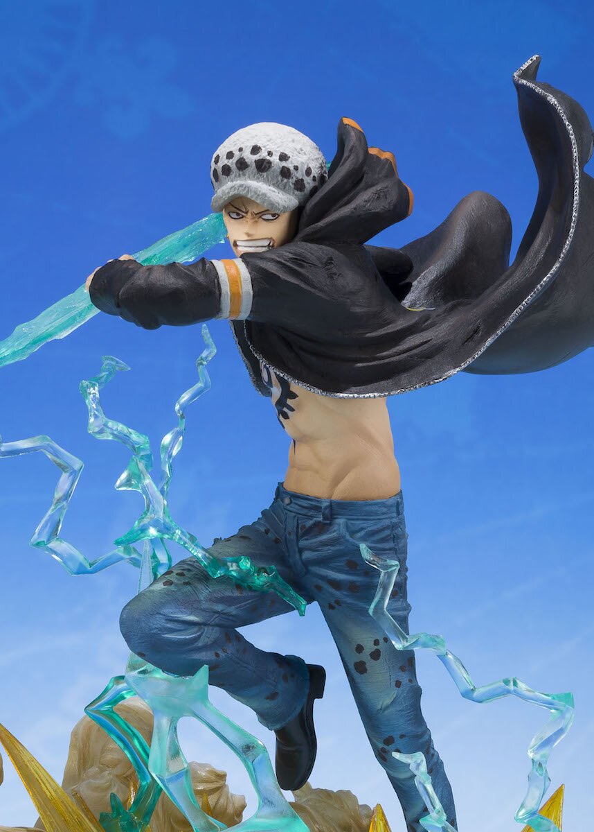 trafalgar law gamma knife figure