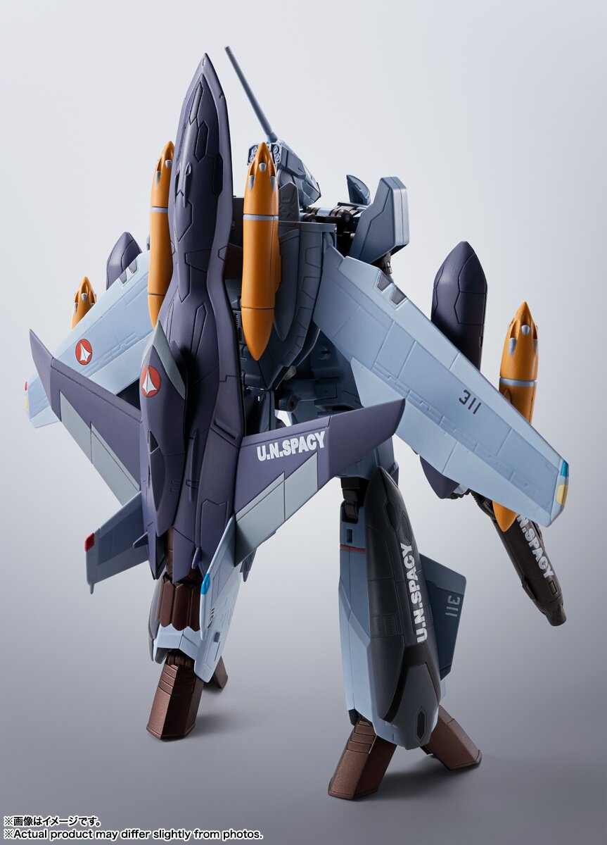 Hi-Metal R Macross Zero VF-0A Phoenix (Shin Kudo Use) + QF-2200D-B GHOST