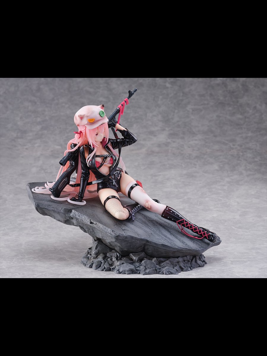 Girls' Frontline UKM-2000 Gale Lightning Heavy Damage Ver. 1/7