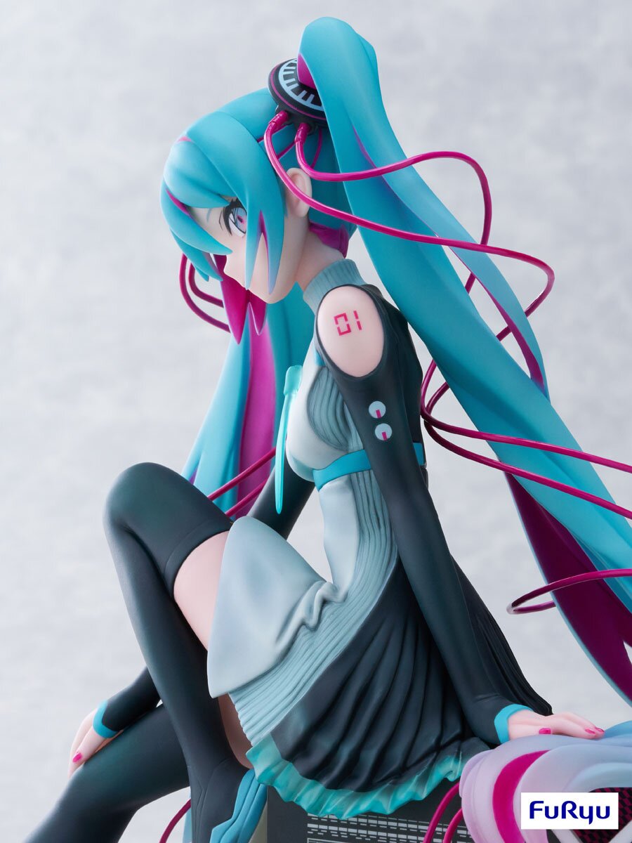 Hatsune Miku x MTV 1/7 Scale Figure: F:NEX - Tokyo Otaku Mode (TOM)
