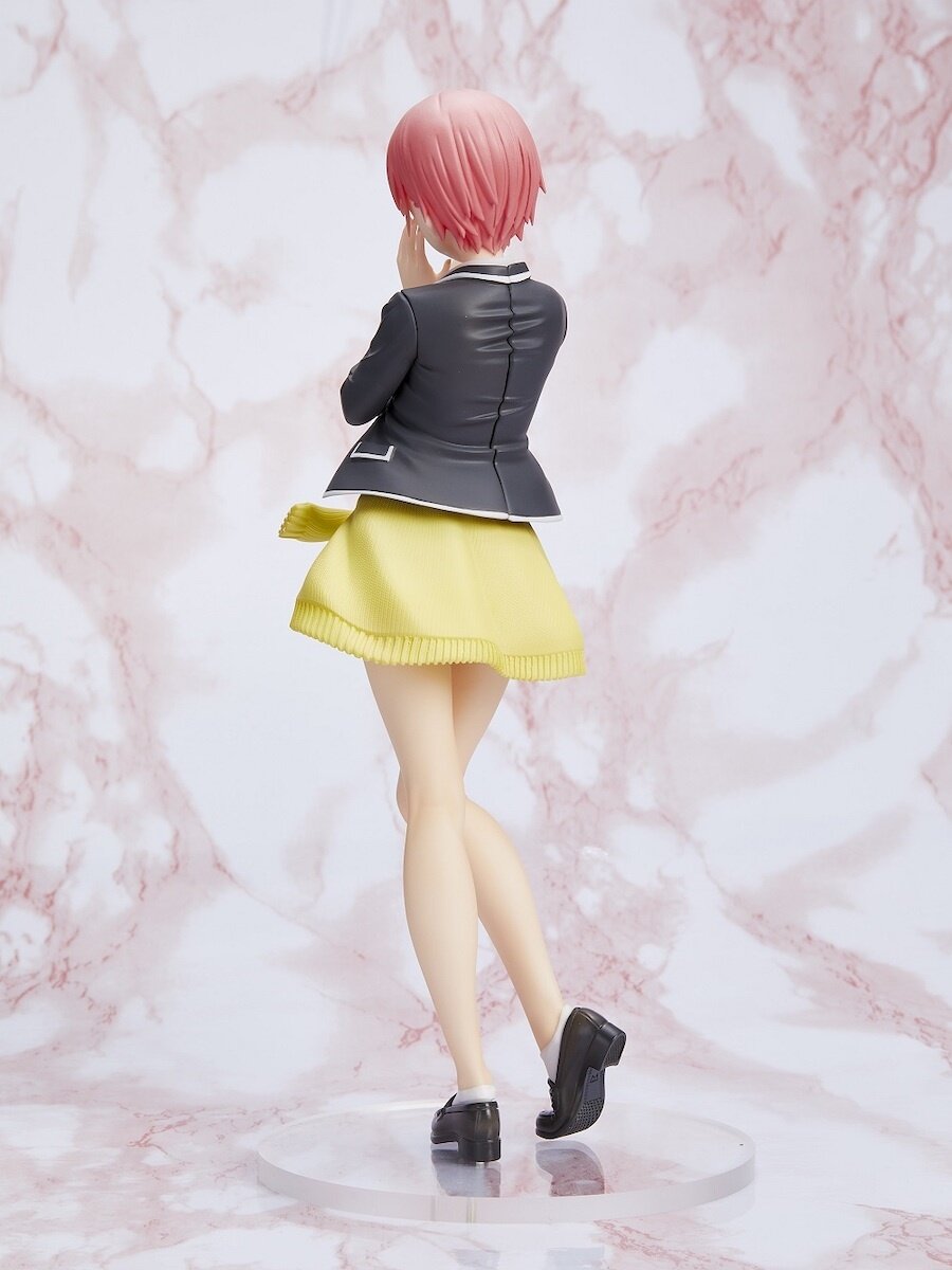 the quintessential quintuplets ichika nakano figure