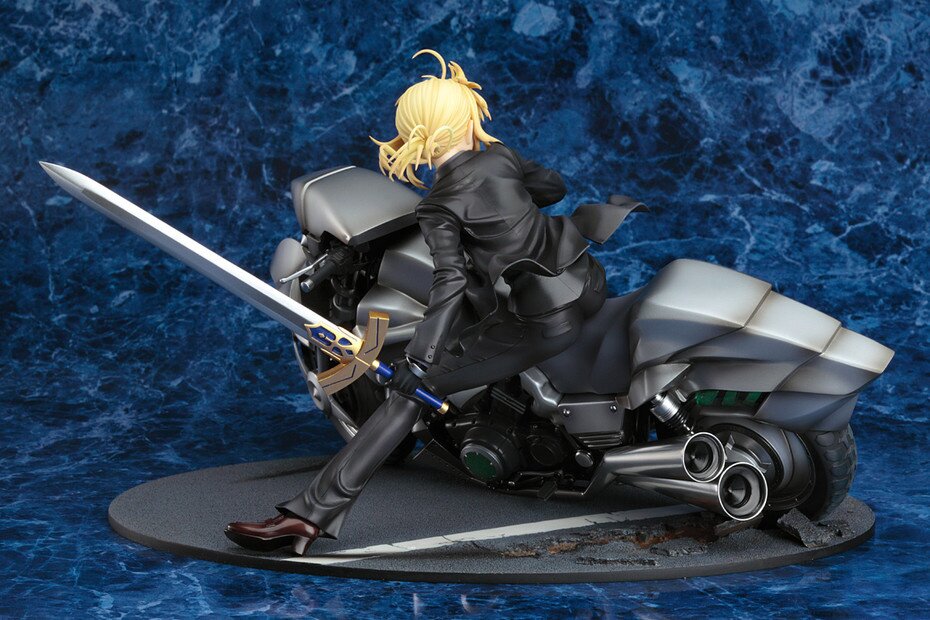 Fate/Zero Saber & Saber Motored Cuirassier Figure: Good