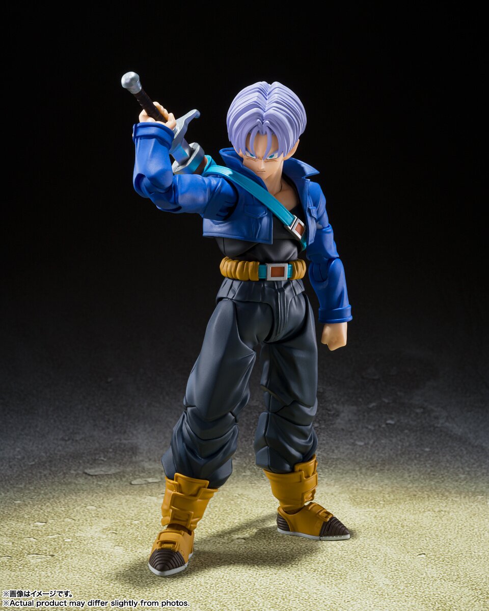 S.H.Figuarts Dragon Ball Z Super Saiyan Trunks -The Boy from the Future ...